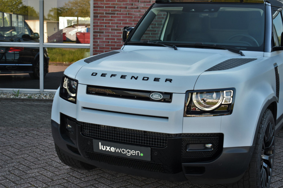 Land Rover Defender 110 D250 3.0 SE Luchtv 22-Kahn Meridian Memory 360