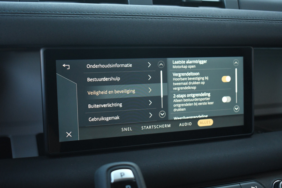 Land Rover Defender 110 D250 3.0 SE Luchtv 22-Kahn Meridian Memory 360
