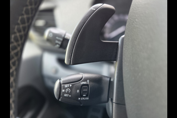 Opel Vivaro UNIEK ! 34.900KM 2.0 CDTI L3 XL Autm. ECC Airco Cruise control PDC Achteruitrijcamera