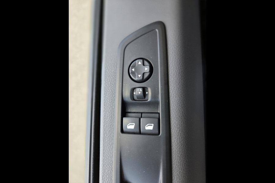Opel Vivaro UNIEK ! 34.900KM 2.0 CDTI L3 XL Autm. ECC Airco Cruise control PDC Achteruitrijcamera
