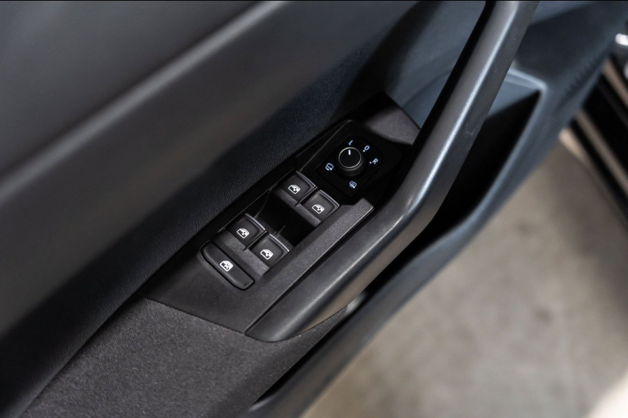 Volkswagen Taigo 1.0 TSI R-line DSG Pano Led Navi Cruise