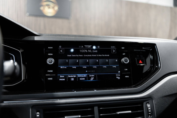 Volkswagen Taigo 1.0 TSI R-line DSG Pano Led Navi Cruise