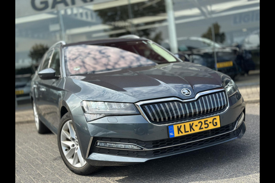 Škoda Superb Combi 1.4 TSI iV PHEV Business Edition Plus | SOH: 93,4% | Trekhaak | Adaptive CC | LED | Bliss | Camera | Memory Seat |