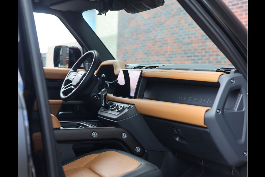Land Rover Defender P400e X | Pano - Trekhaak - Meridian