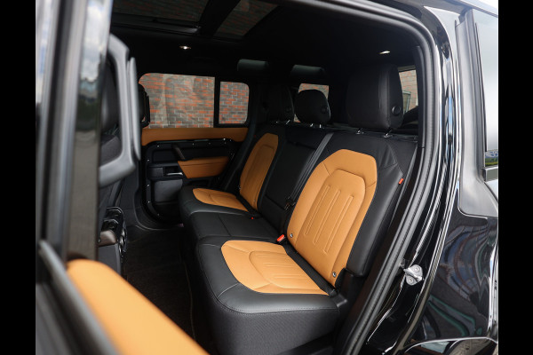 Land Rover Defender P400e X | Pano - Trekhaak - Meridian