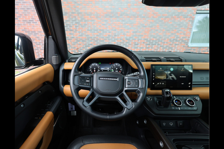 Land Rover Defender P400e X | Pano - Trekhaak - Meridian