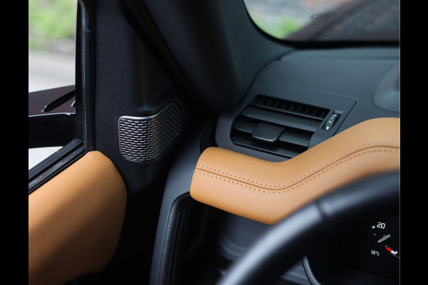 Land Rover Defender P400e X | Pano - Trekhaak - Meridian