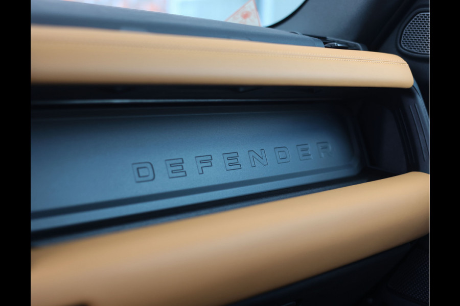 Land Rover Defender P400e X | Pano - Trekhaak - Meridian