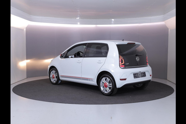 Volkswagen up! 1.0 Beats 65 pk | Navigatie via App | Parkeersensoren achter | Achteruitrijcamera | Autom. airco | Cruise control | Stoelverwarming |