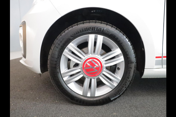 Volkswagen up! 1.0 Beats 65 pk | Navigatie via App | Parkeersensoren achter | Achteruitrijcamera | Autom. airco | Cruise control | Stoelverwarming |