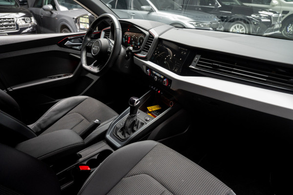 Audi A1 Sportback 40 TFSI S- Line Leder Camera Navi Virtual Climate Sonos PDC LM velgen Stoelverwarming Carplay BTW auto
