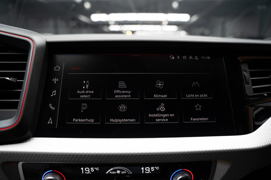 Audi A1 Sportback 40 TFSI S- Line Leder Camera Navi Virtual Climate Sonos PDC LM velgen Stoelverwarming Carplay BTW auto