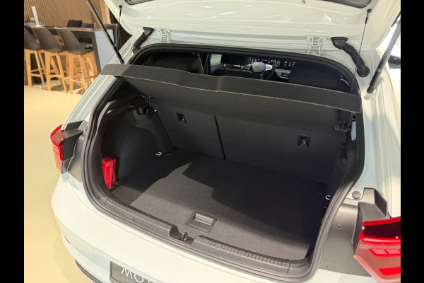 Volkswagen Polo 1.0 TSI R-Line Edition|Pano|Camera|Keyless|Matrix