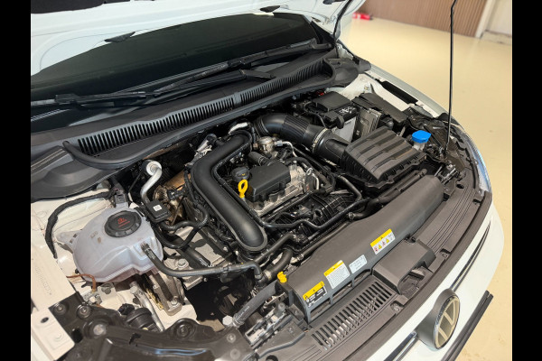 Volkswagen Polo 1.0 TSI R-Line Edition|Pano|Camera|Keyless|Matrix