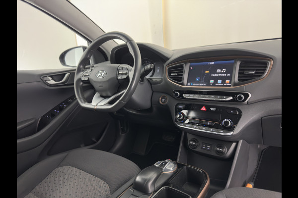 Hyundai IONIQ Comfort EV (INCL-BTW) Aut. *ADAPTIVE-CRUISE | DIGI-COCKPIT | SHIFTPADDLES | LANE-ASSIST | CCS-FASTLOADER | CRUISE | CAMERA | KEYLESS | DAB+ | NAVI-FULLMAP | ECC | PDC | 16"*