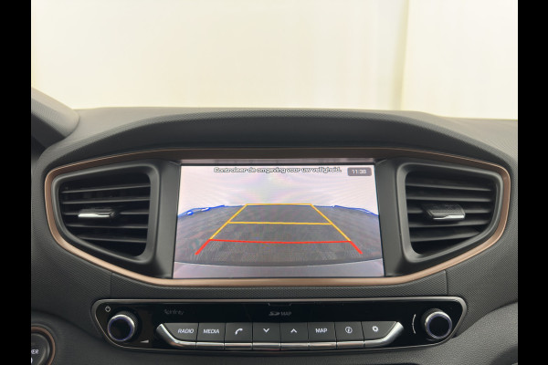 Hyundai IONIQ Comfort EV (INCL-BTW) Aut. *ADAPTIVE-CRUISE | DIGI-COCKPIT | SHIFTPADDLES | LANE-ASSIST | CCS-FASTLOADER | CRUISE | CAMERA | KEYLESS | DAB+ | NAVI-FULLMAP | ECC | PDC | 16"*