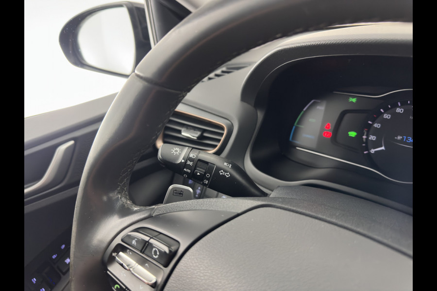 Hyundai IONIQ Comfort EV (INCL-BTW) Aut. *ADAPTIVE-CRUISE | DIGI-COCKPIT | SHIFTPADDLES | LANE-ASSIST | CCS-FASTLOADER | CRUISE | CAMERA | KEYLESS | DAB+ | NAVI-FULLMAP | ECC | PDC | 16"*