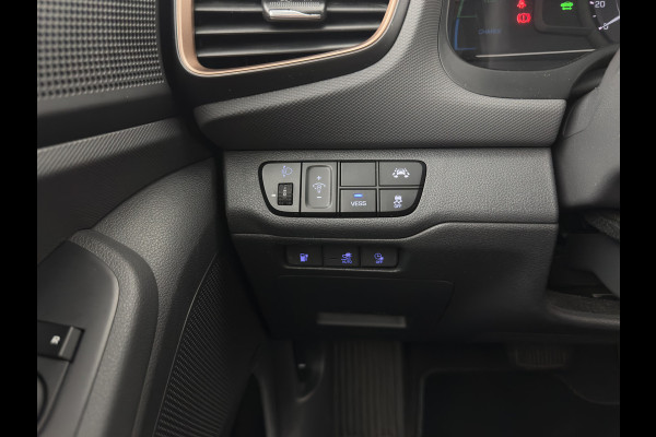 Hyundai IONIQ Comfort EV (INCL-BTW) Aut. *ADAPTIVE-CRUISE | DIGI-COCKPIT | SHIFTPADDLES | LANE-ASSIST | CCS-FASTLOADER | CRUISE | CAMERA | KEYLESS | DAB+ | NAVI-FULLMAP | ECC | PDC | 16"*
