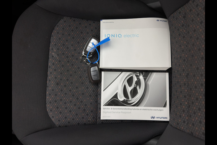 Hyundai IONIQ Comfort EV (INCL-BTW) Aut. *ADAPTIVE-CRUISE | DIGI-COCKPIT | SHIFTPADDLES | LANE-ASSIST | CCS-FASTLOADER | CRUISE | CAMERA | KEYLESS | DAB+ | NAVI-FULLMAP | ECC | PDC | 16"*