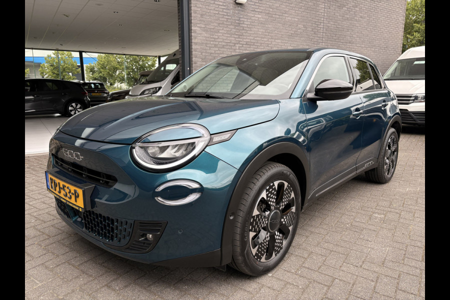 Fiat 600E La Prima 54 kWh