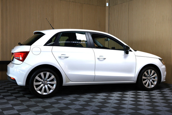 Audi A1 Sportback 1.0 TFSI Advance AVM NAVI AIRCO CRUISE BT STOELVERWARMING "18