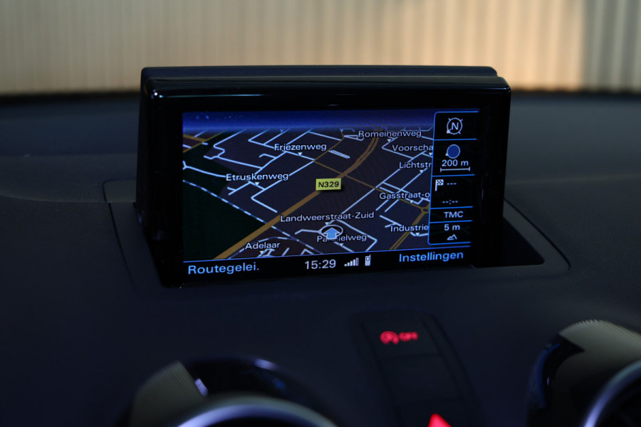 Audi A1 Sportback 1.0 TFSI Advance AVM NAVI AIRCO CRUISE BT STOELVERWARMING "18