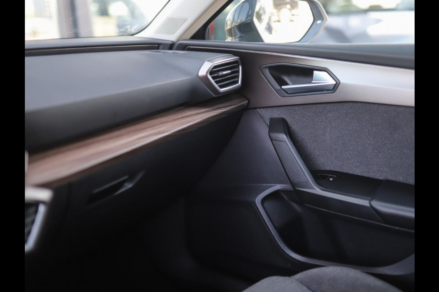 Seat Leon 1.5 TSI Xcellence | BTW | ACC | Stuur/Stoelverw. | Carplay