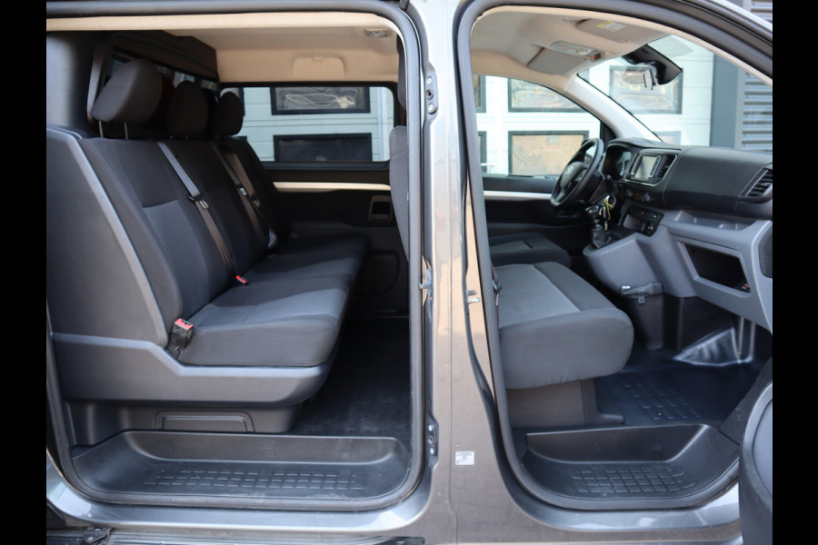 Toyota ProAce Worker 2.0 D 145pk Euro 6 - DC 6 Pers. - Trekhaak - Apple