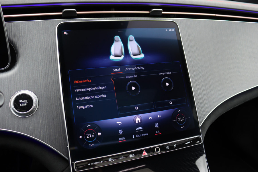 Mercedes-Benz EQE 300 Business Solution AMG 90 kWh | Luchtvering | Distronic | Memory | Panoramadak | Warmtepomp | Camera | Keyless Go | Dodehoekassistent |