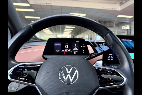 Volkswagen ID.4 Tech 77 kWh SOH 92.5%, Panoramadak, 20''Lmv