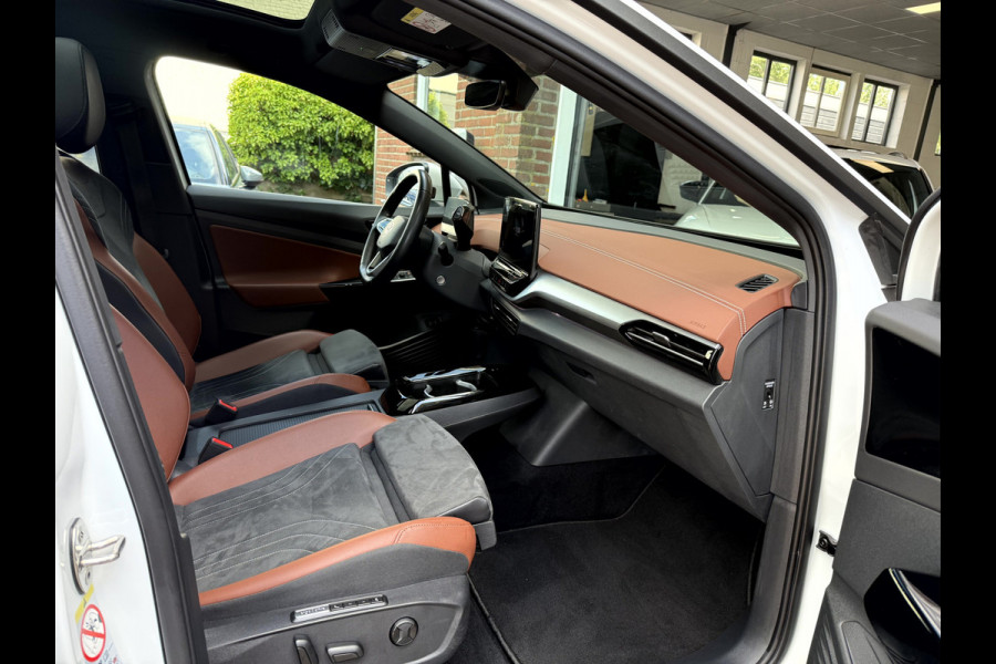 Volkswagen ID.4 Tech 77 kWh SOH 92.5%, Panoramadak, 20''Lmv