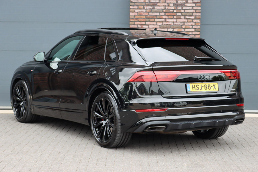 Audi Q8 55 TFSI e Quattro Pro Line S | Luchtvering | Achterasbesturing | ACC | Bang&Olufsen | Trekhaak | Matrix-LED | Soft-Close | Verwarmd Stuurwiel | Panoramadak | Keyless Entry |