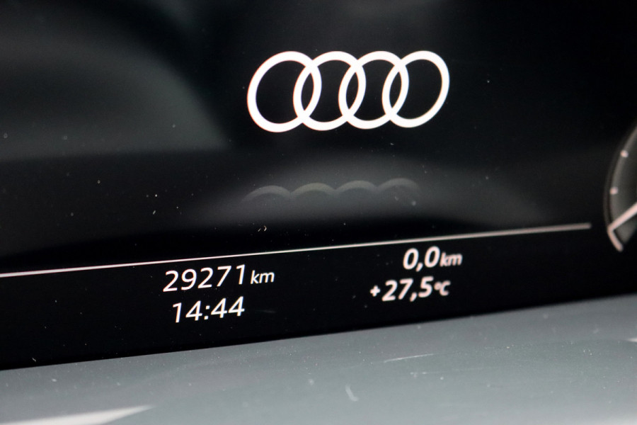 Audi Q8 55 TFSI e Quattro Pro Line S | Luchtvering | Achterasbesturing | ACC | Bang&Olufsen | Trekhaak | Matrix-LED | Soft-Close | Verwarmd Stuurwiel | Panoramadak | Keyless Entry |