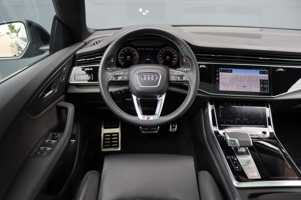 Audi Q8 55 TFSI e Quattro Pro Line S | Luchtvering | Achterasbesturing | ACC | Bang&Olufsen | Trekhaak | Matrix-LED | Soft-Close | Verwarmd Stuurwiel | Panoramadak | Keyless Entry |