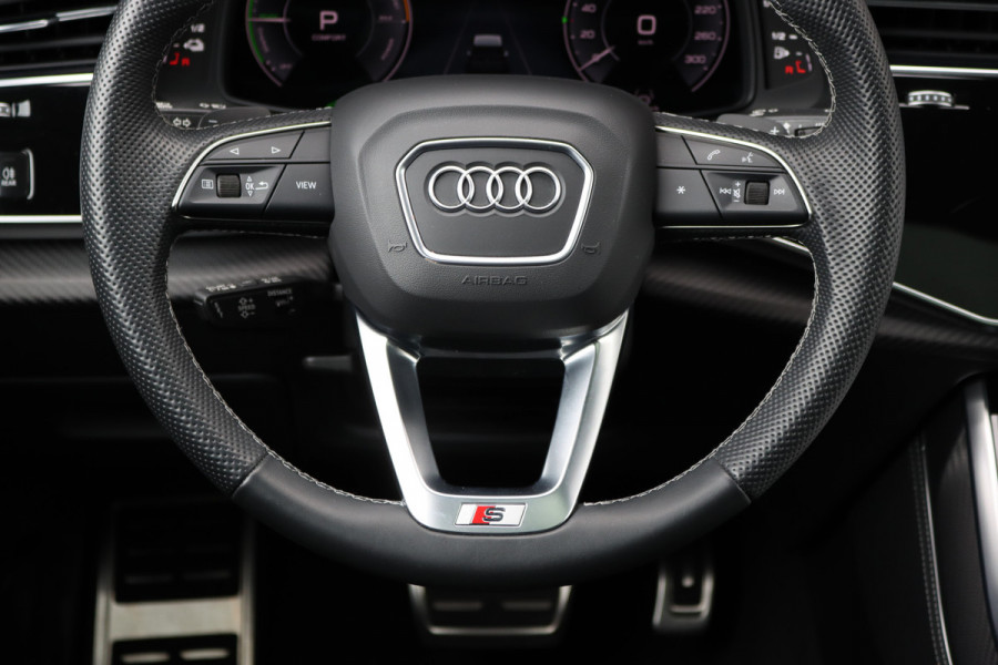 Audi Q8 55 TFSI e Quattro Pro Line S | Luchtvering | Achterasbesturing | ACC | Bang&Olufsen | Trekhaak | Matrix-LED | Soft-Close | Verwarmd Stuurwiel | Panoramadak | Keyless Entry |