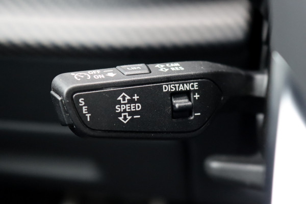 Audi Q8 55 TFSI e Quattro Pro Line S | Luchtvering | Achterasbesturing | ACC | Bang&Olufsen | Trekhaak | Matrix-LED | Soft-Close | Verwarmd Stuurwiel | Panoramadak | Keyless Entry |