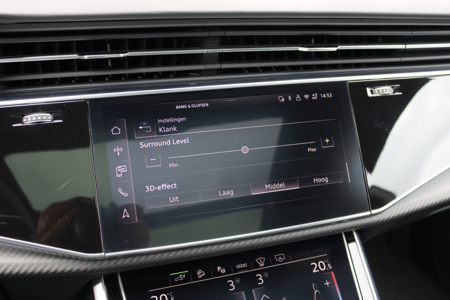 Audi Q8 55 TFSI e Quattro Pro Line S | Luchtvering | Achterasbesturing | ACC | Bang&Olufsen | Trekhaak | Matrix-LED | Soft-Close | Verwarmd Stuurwiel | Panoramadak | Keyless Entry |