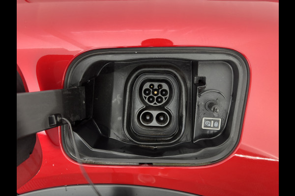 Citroën Ë-C4 Shine Pack Business 50 kWh [3-Fase-11kW] (INCL-BTW) *HEAD-UP | LEATHER | FULL-LED | ADAPTIVE-CRUISE | DIGI-COCKPIT | BLIND-SPOT | HEATED-COMFORTSEATS | KEYLESS | DAB+ | NAVI-FULLMAP | ECC | LANE-ASSIST | PDC | CRUISE | 18''ALU*