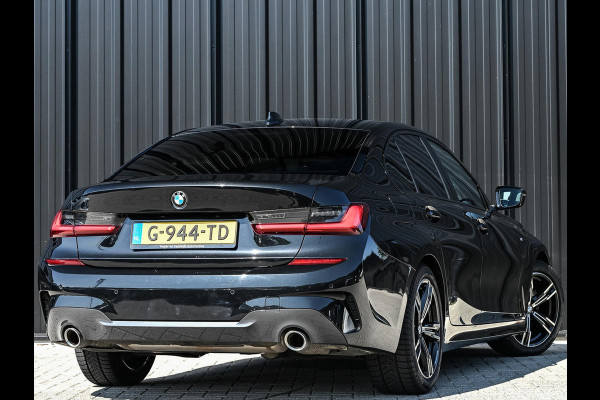 BMW 3-serie 320i High Executive Edition | M-Sport | HUD | HIFI | Ambiance Interieur | Stoelverwarming | Shadow Line | Leder | PDC V+A |