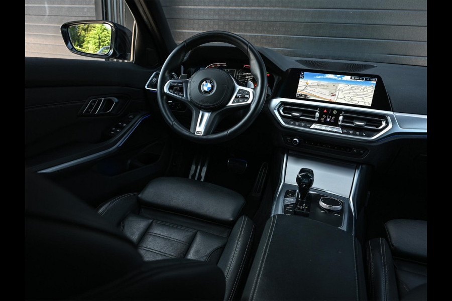 BMW 3-serie 320i High Executive Edition | M-Sport | HUD | HIFI | Ambiance Interieur | Stoelverwarming | Shadow Line | Leder | PDC V+A |