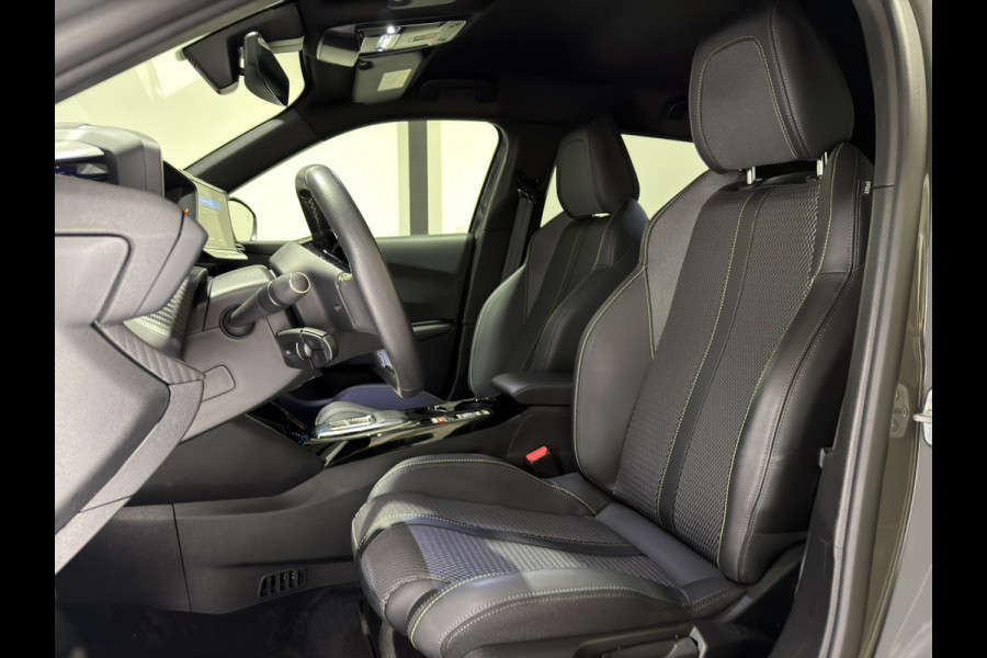 Peugeot e-2008 EV GT 50 kWh | SOH 99,9 % | Apple Carplay/Android Auto | Camera | Wordt verwacht eind augustus