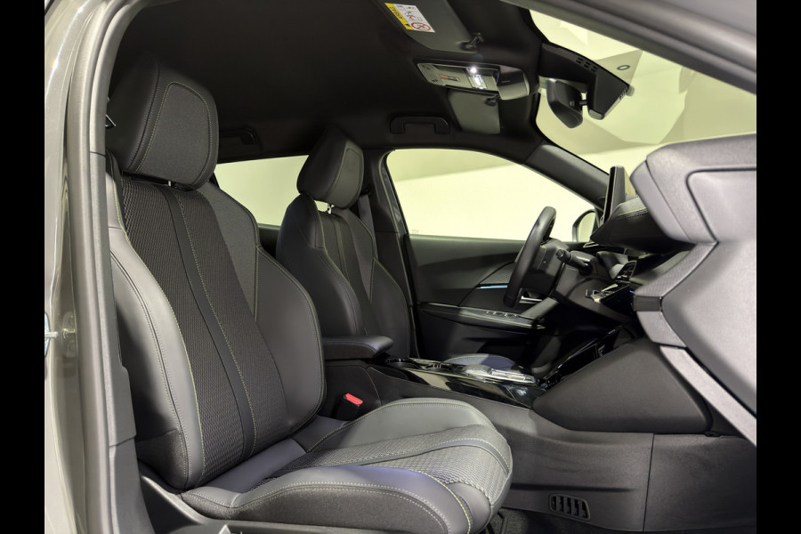 Peugeot e-2008 EV GT 50 kWh | SOH 99,9 % | Apple Carplay/Android Auto | Camera | Wordt verwacht eind augustus