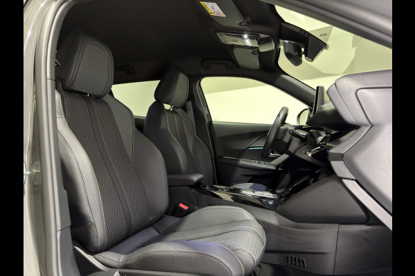 Peugeot e-2008 EV GT 50 kWh | SOH 99,9 % | Apple Carplay/Android Auto | Camera | Wordt verwacht eind augustus