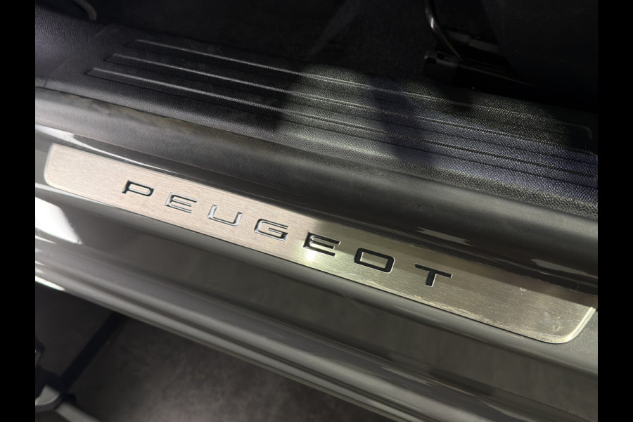 Peugeot e-2008 EV GT 50 kWh | SOH 99,9 % | Apple Carplay/Android Auto | Camera | Wordt verwacht eind augustus