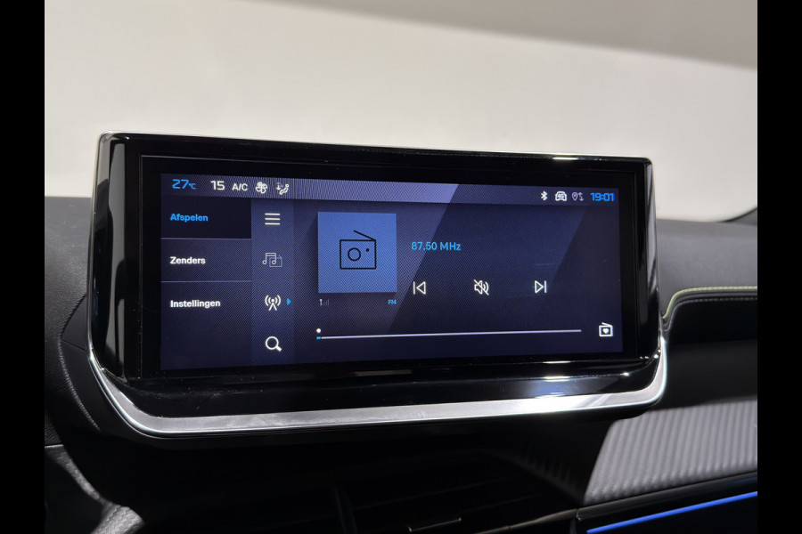 Peugeot e-2008 EV GT 50 kWh | SOH 99,9 % | Apple Carplay/Android Auto | Camera | Wordt verwacht eind augustus