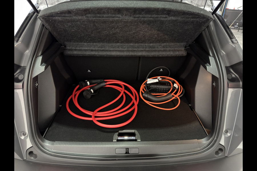 Peugeot e-2008 EV GT 50 kWh | SOH 99,9 % | Apple Carplay/Android Auto | Camera | Wordt verwacht eind augustus