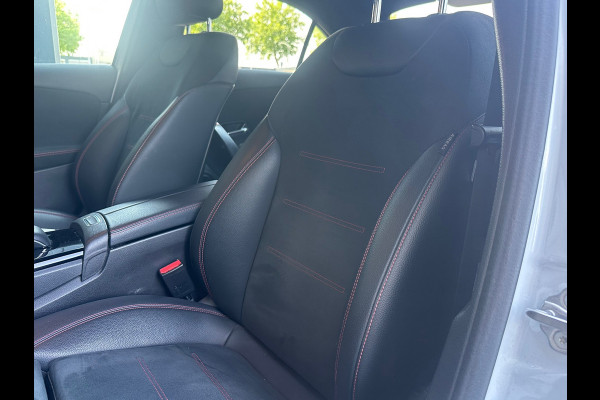 Mercedes-Benz A-Klasse 200 Business | AMG Line | Camera|