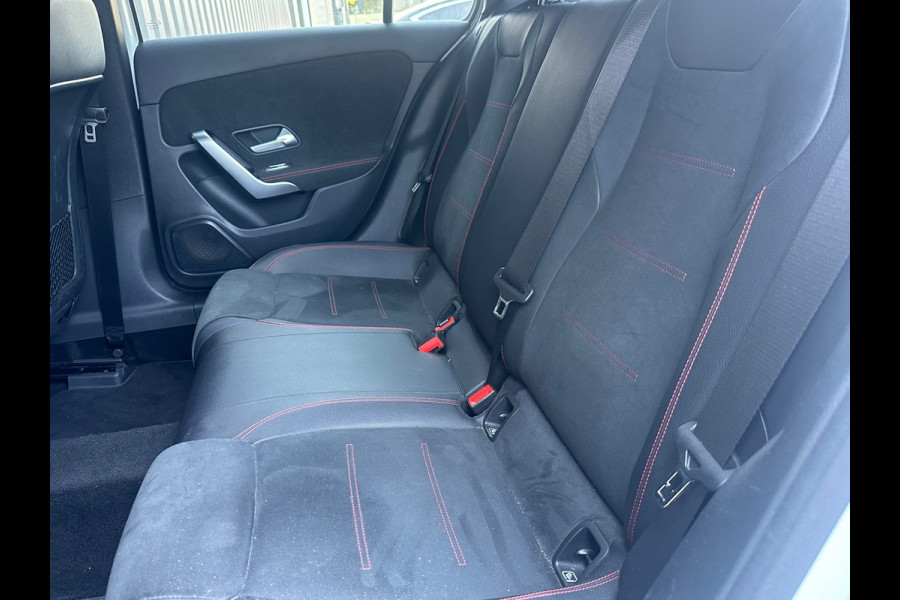 Mercedes-Benz A-Klasse 200 Business | AMG Line | Camera|