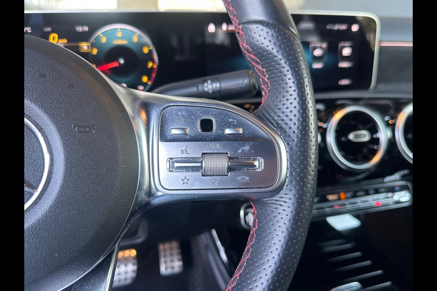 Mercedes-Benz A-Klasse 200 Business | AMG Line | Camera|