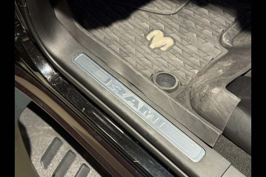 Dodge Ram 1500 6.2 V8 4x4 Crew Cab TRX|H&K|pano|trekhaak|HUD|